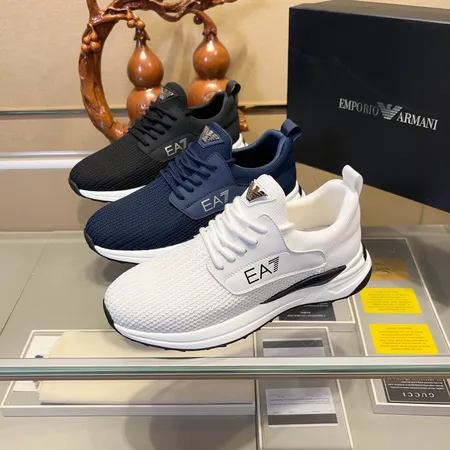 アルマーニ カジュアルシューズ