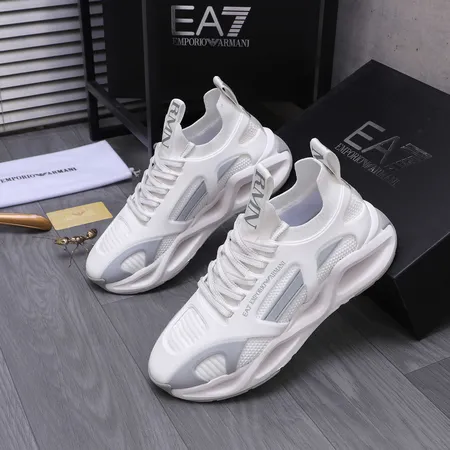 アルマーニ カジュアルシューズ