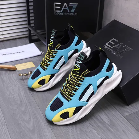 アルマーニ カジュアルシューズ