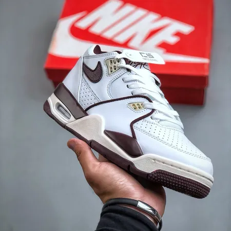 ナイキ スニーカー