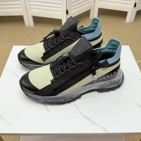 ジバンシィ カジュアルシューズ