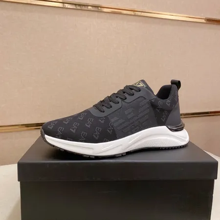 アルマーニ カジュアルシューズ