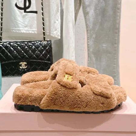 ミュウミュウ スリッパ