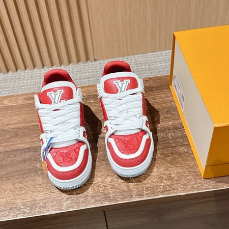 ルイヴィトン カジュアルシューズ