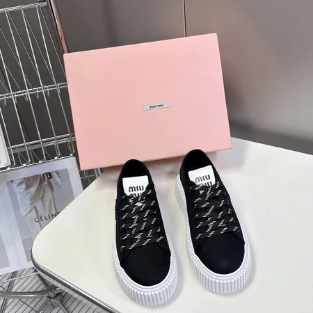 ミュウミュウ カジュアルシューズ