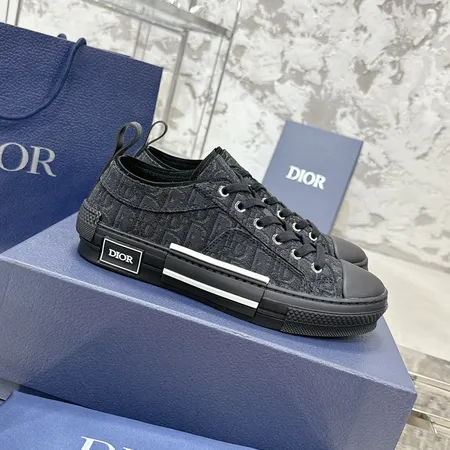 ディオール カジュアルシューズ