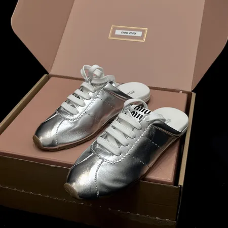 ミュウミュウ スリッパ