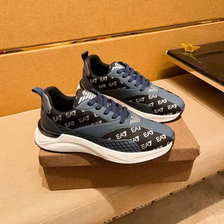 アルマーニ カジュアルシューズ