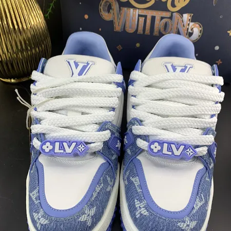 ルイヴィトン カジュアルシューズ