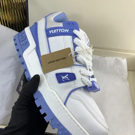 ルイヴィトン カジュアルシューズ