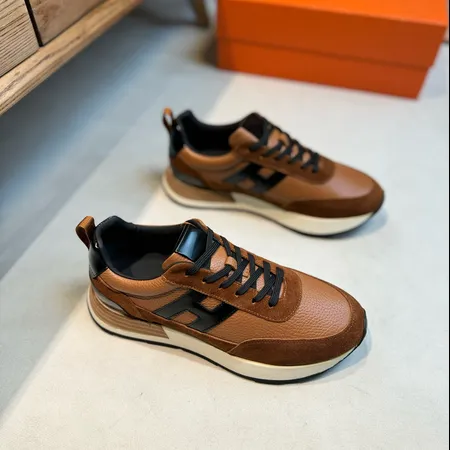 エルメス スニーカー