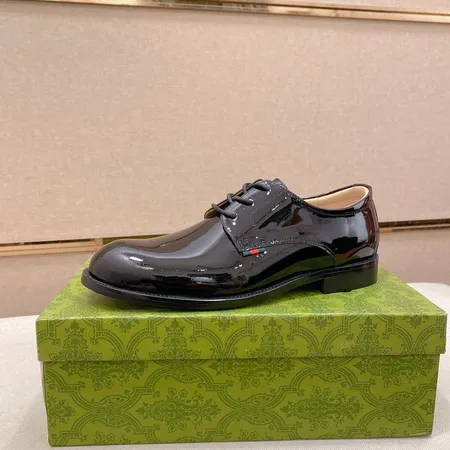 グッチ ビジネスシューズ