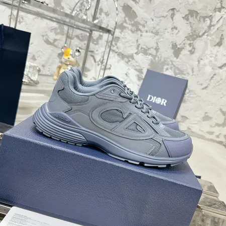 ディオール スニーカー