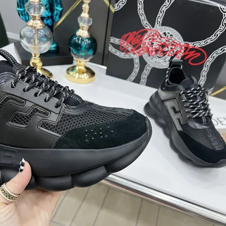 ヴェルサーチ スニーカー