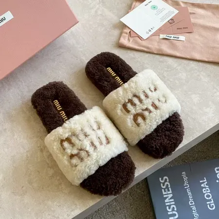 ミュウミュウ スリッパ