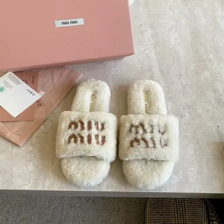 ミュウミュウ スリッパ