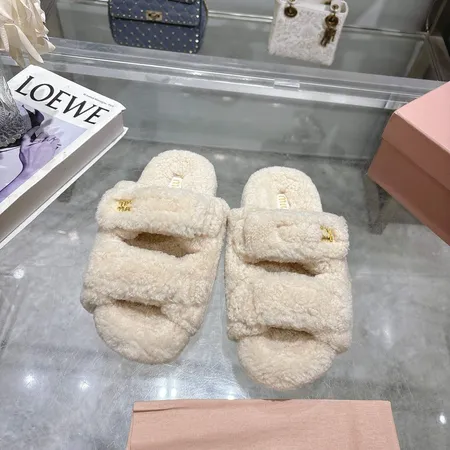 ミュウミュウ スリッパ