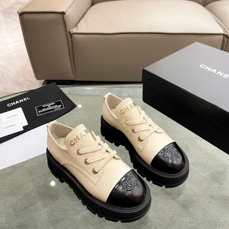 シャネル ビジネスシューズ