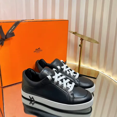 エルメス カジュアルシューズ