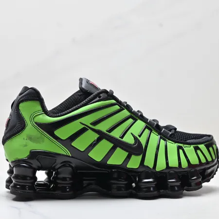 ナイキ スニーカー