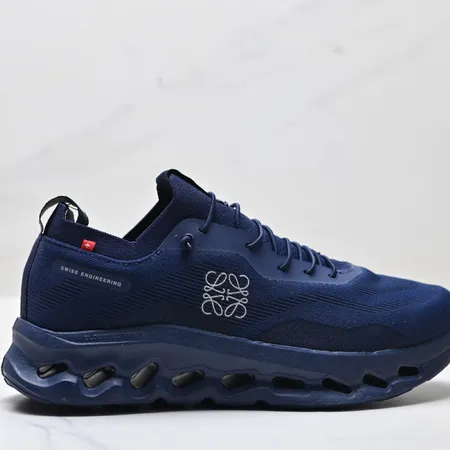 ロエベ スニーカー