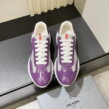 プラダ スニーカー