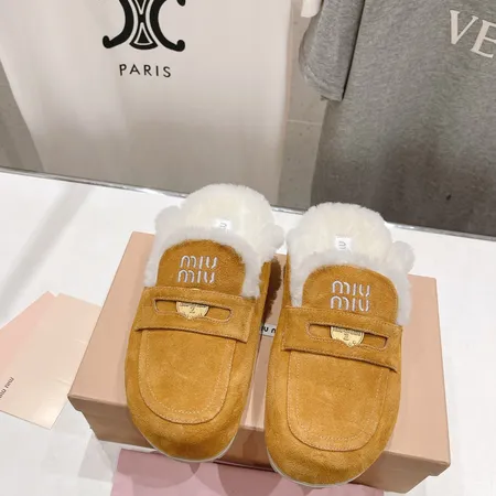 ミュウミュウ スリッパ