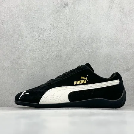 プーマ スニーカー