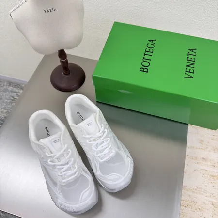 ボッテガ ヴェネタ スニーカー