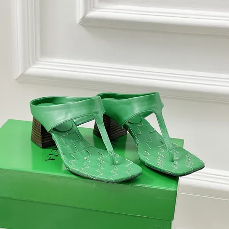 ボッテガ ヴェネタ サンダル