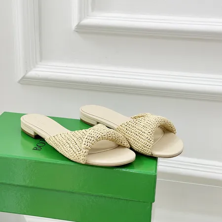 ボッテガ ヴェネタ スリッパ