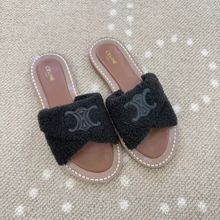 セリーヌ スリッパ