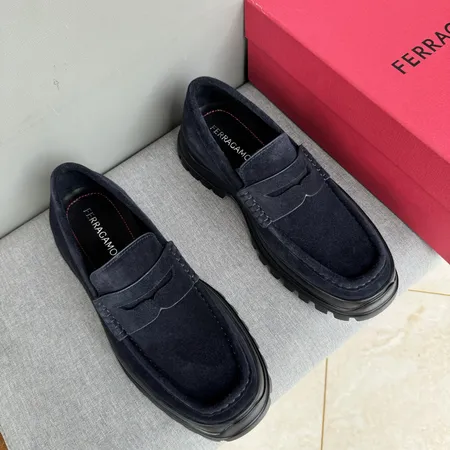 ヴァレンティノ ビジネスシューズ