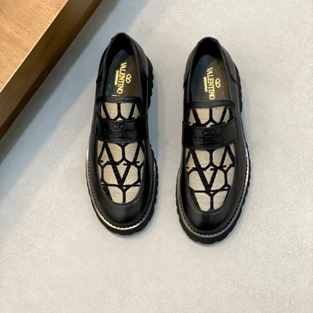 ヴァレンティノ ビジネスシューズ