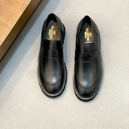 ヴァレンティノ ビジネスシューズ