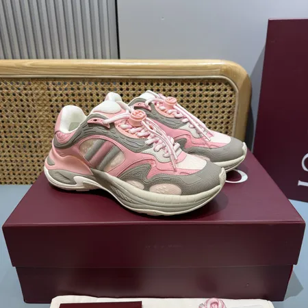 グッチ スニーカー