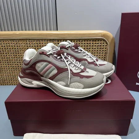 グッチ スニーカー