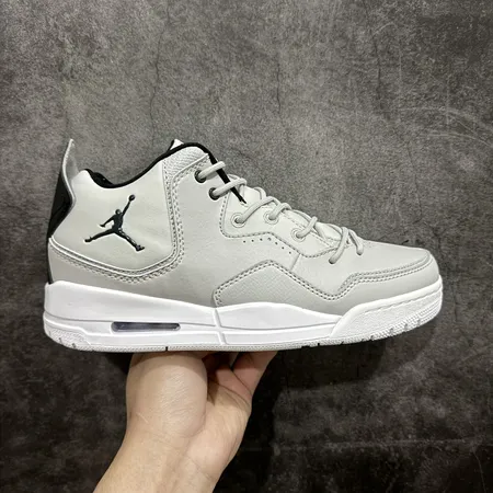 エアジョーダン スニーカー