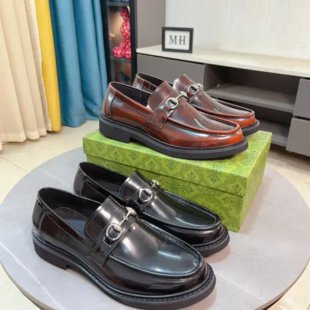 グッチ ビジネスシューズ