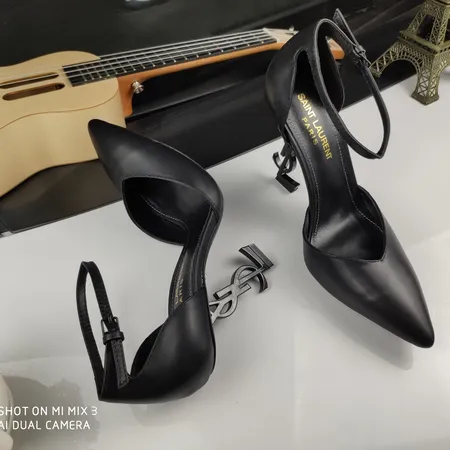 イブサンローラン サンダル