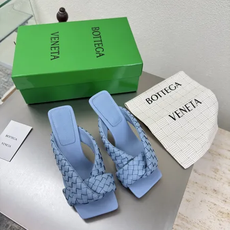 ボッテガ ヴェネタ サンダル