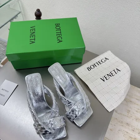 ボッテガ ヴェネタ サンダル