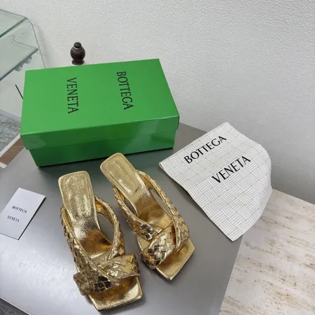 ボッテガ ヴェネタ サンダル