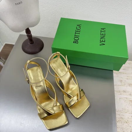 ボッテガ ヴェネタ サンダル
