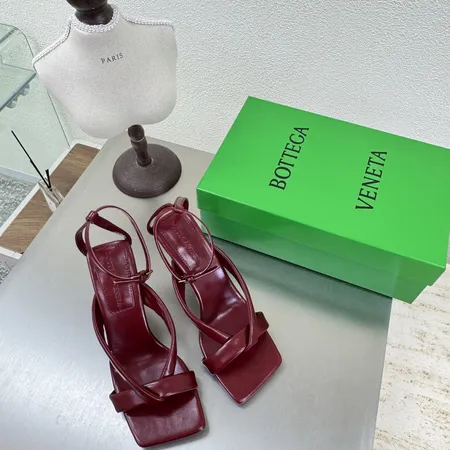 ボッテガ ヴェネタ サンダル