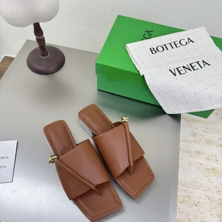 ボッテガ ヴェネタ スリッパ