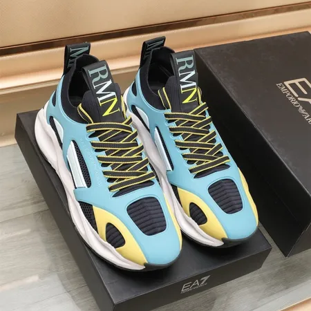 アルマーニ スニーカー