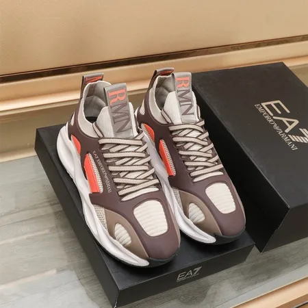 アルマーニ スニーカー