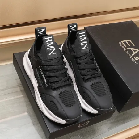 アルマーニ スニーカー