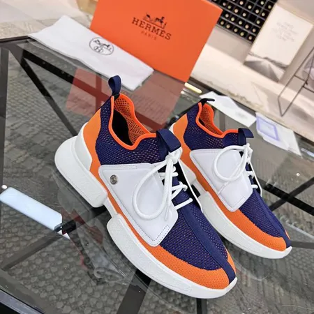 エルメス スニーカー